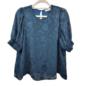 Beacon Apparel Blue Floral Pattern Blouse Size Medium Petite